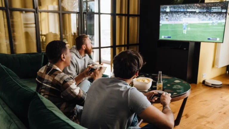 Die Evolution von Sportspielen: Von Pong zu FIFA 23
